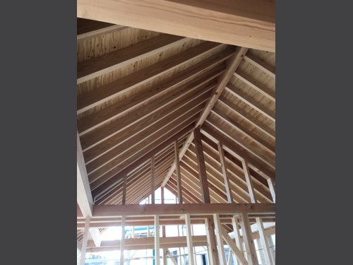 蔵王小さい家木造軸組03