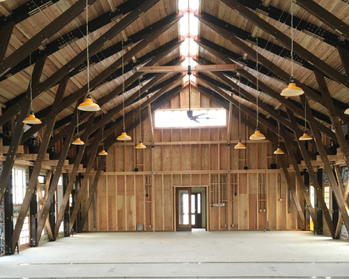 トラス構造の内観全体