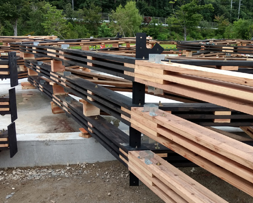 蔵王の事務所間伐材トラス構造