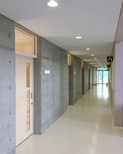 宮城農業高校寄宿舎廊下