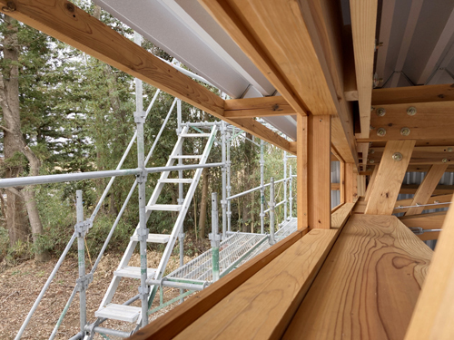 角田木造ガレージハイサイドの軸組2