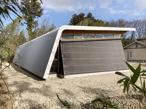 角田木造ガレージ外観2