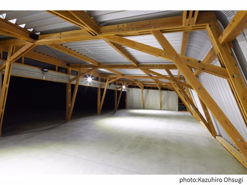 角田木造ガレージ夜景10