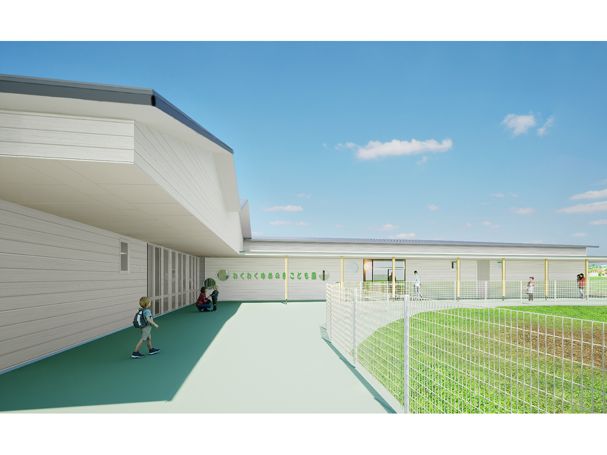 切妻屋根が連続する色麻町認定こども園のアプローチ