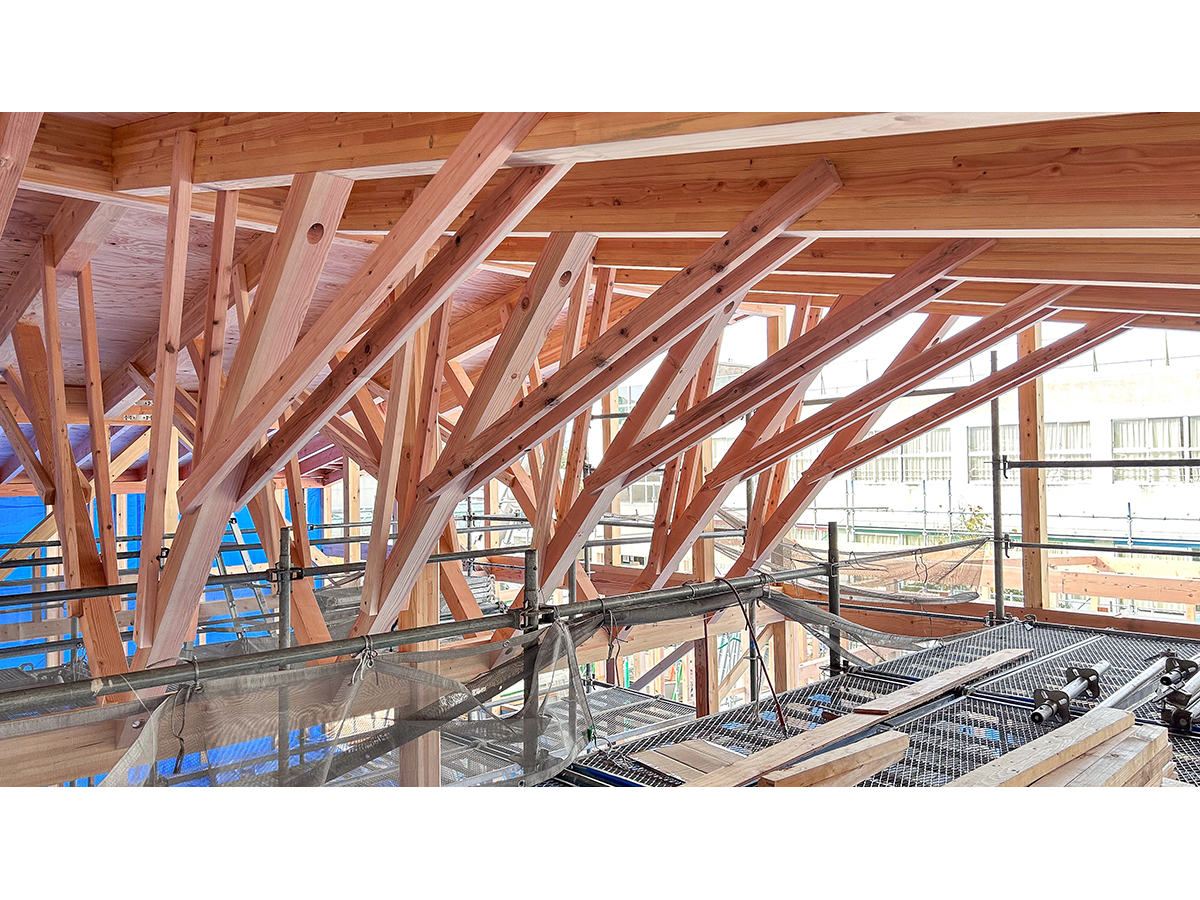 木構造工事中の色麻認定こども園-3