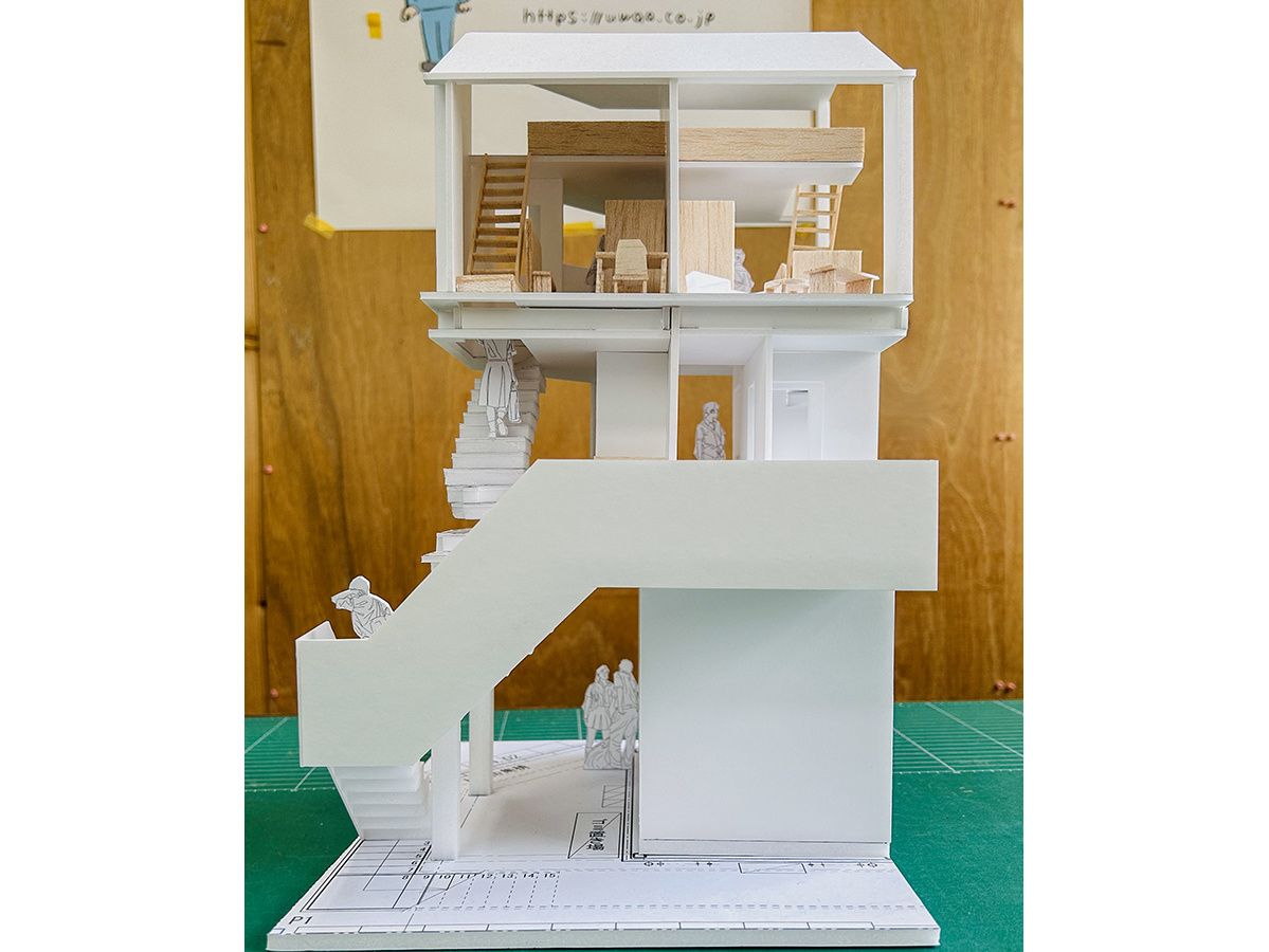 メゾネットと乱窓のスタディ断面模型-17