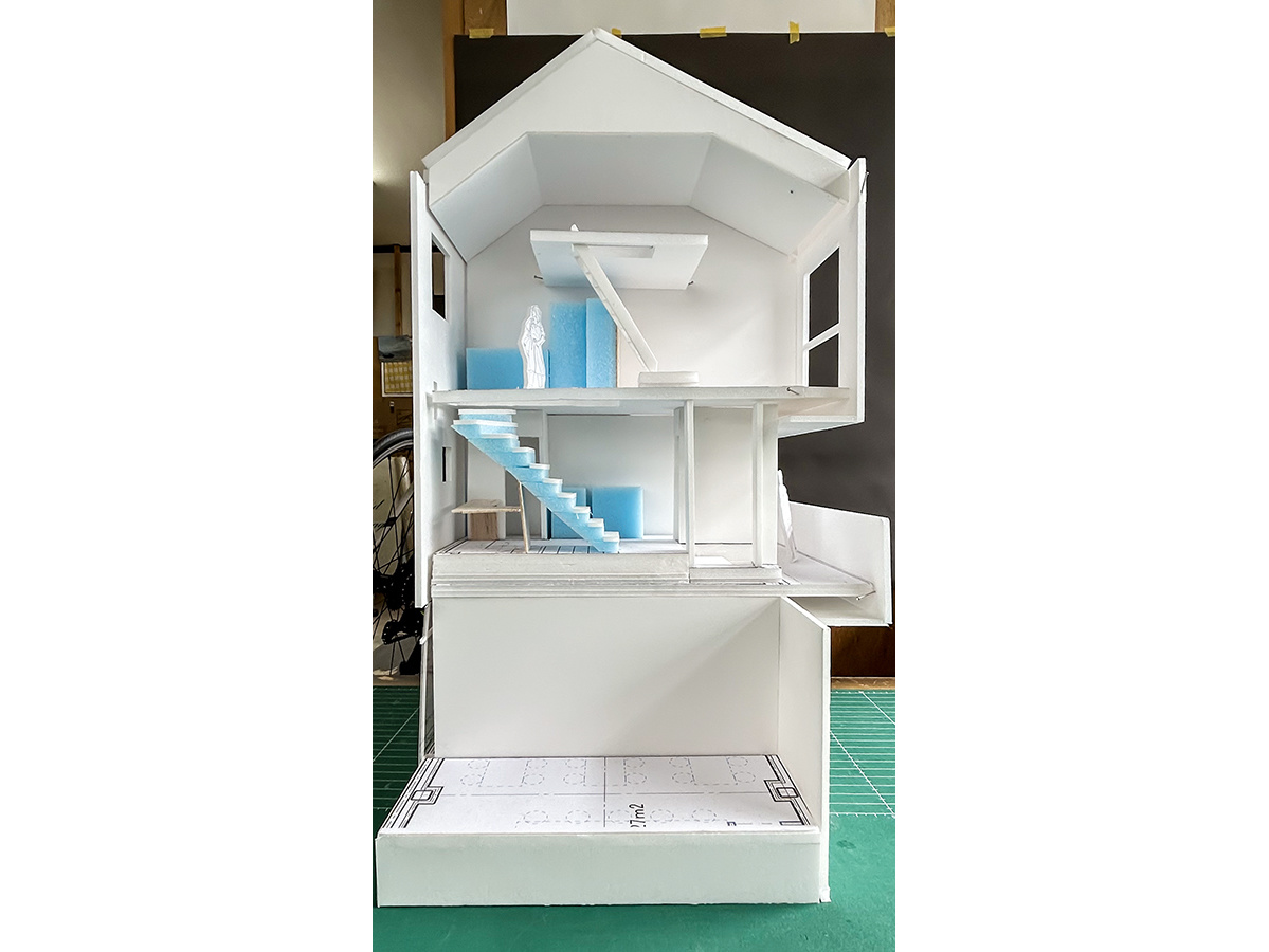 メゾネットと乱窓のスタディ断面模型-5