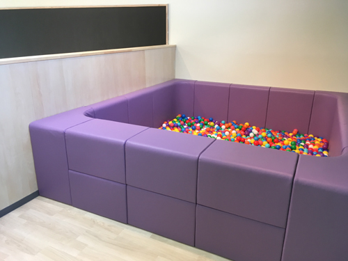 仙台放課後等デイサービスBEEボールプール